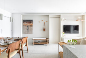 Refúgio à beira-mar: Bimá Arquitetura transforma apartamento na Praia Grande em espaço acolhedor para a família